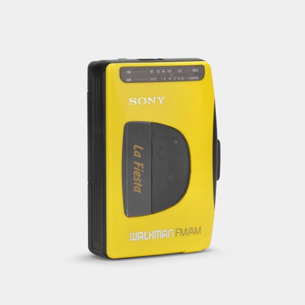 Sony Walkman  La Fiesta  WM-FX10 AM FM Portable Cassette Player Supply - Image 4