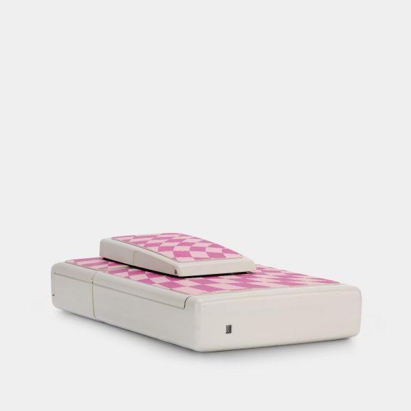 Polaroid SX-70 Model 2 Fuchsia and Pink Wave Check White Folding Instant Film Camera Discount - Image 4