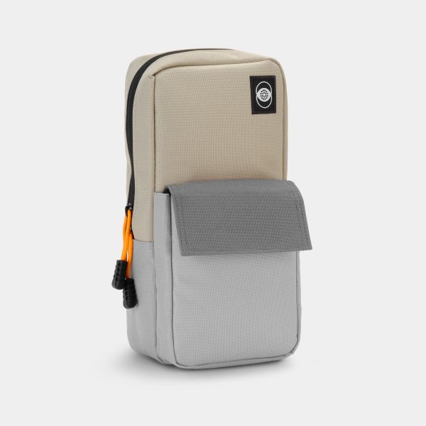 Discounted Retrospekt SX-70 Sonar Autofocus Colorblock Camera Bag For Cheap